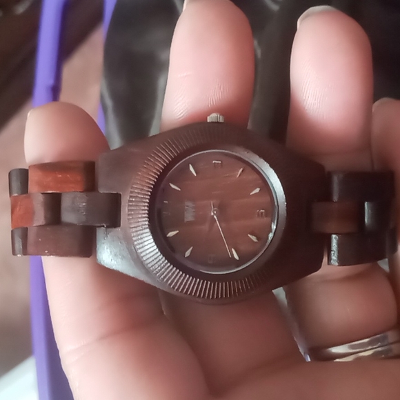 WeWood woman's watch - Picture 9 of 9